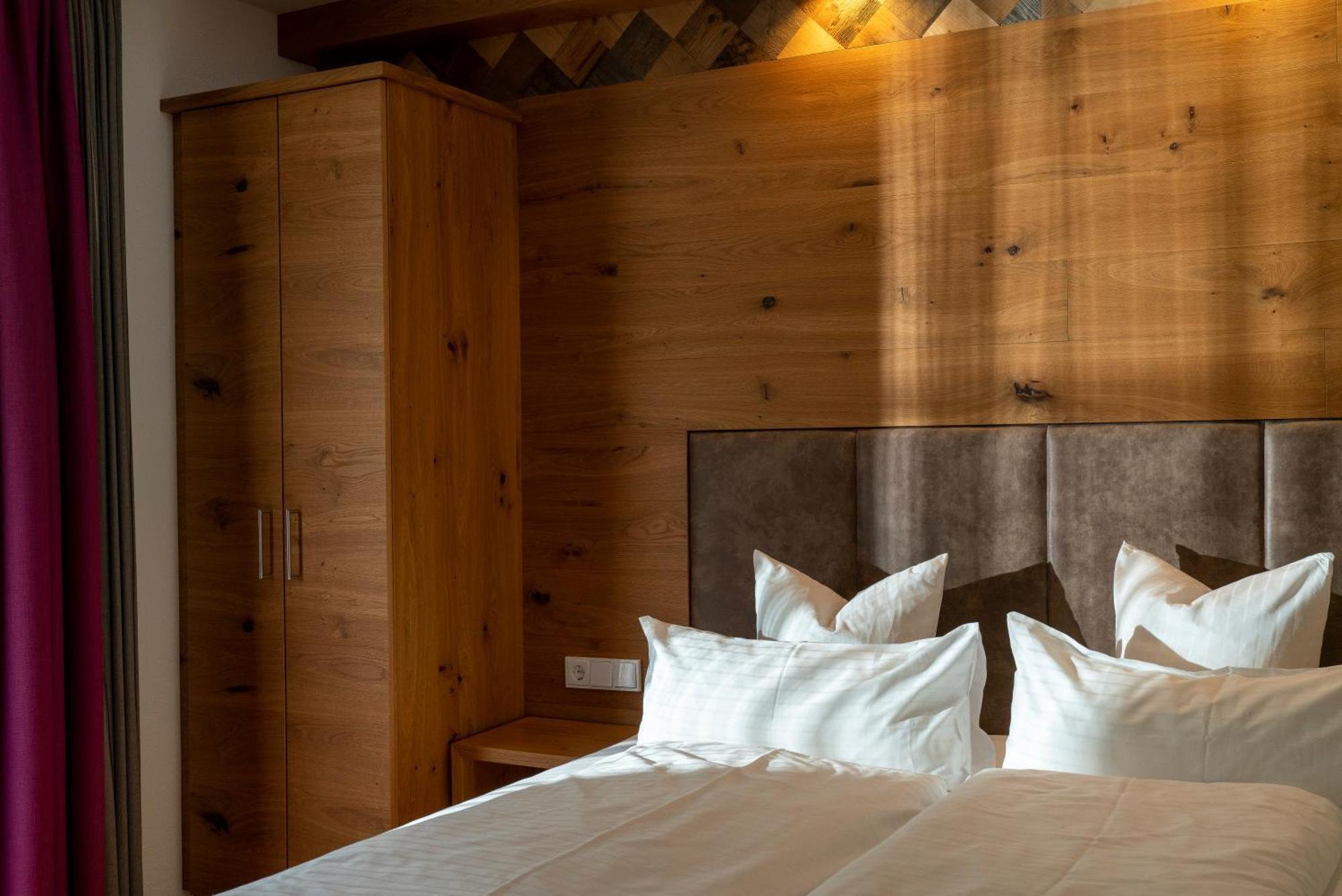 Alpenhotel Erika Ischgl Kültér fotó